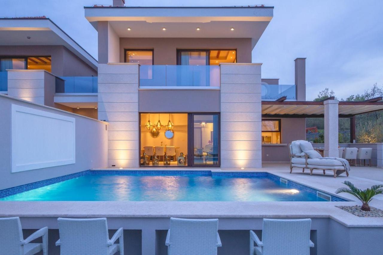 Luxury Villa Prova1 مالينسكا المظهر الخارجي الصورة